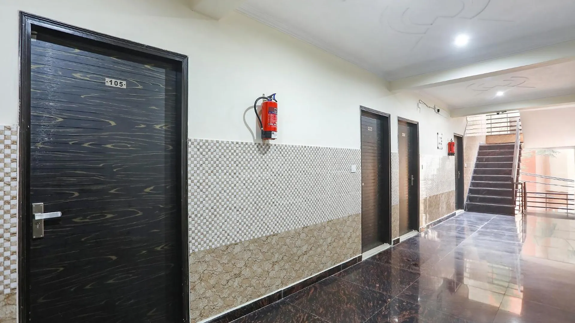 Fabexpress Asp Royal Residency Inn- Janakpuri Delhi  3*, Delhi (National Capital Territory of India)