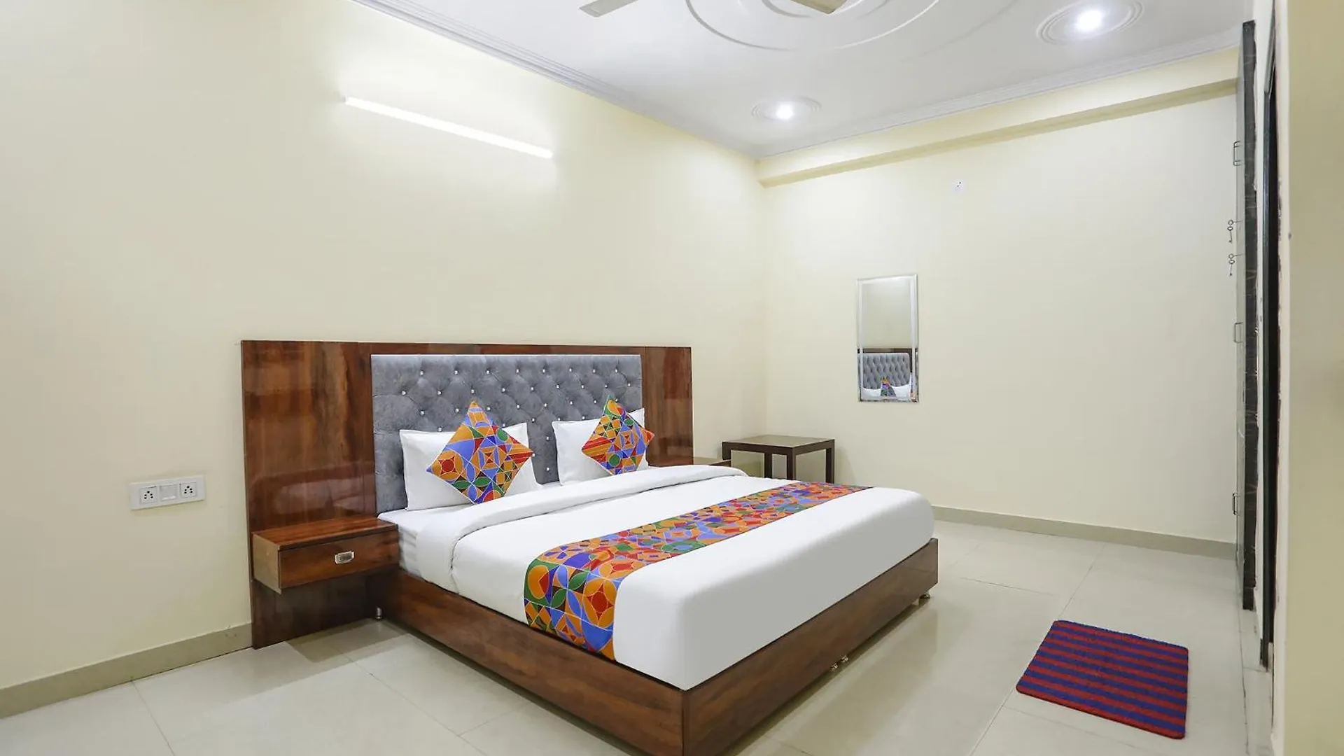 Fabexpress Asp Royal Residency Inn- Janakpuri Delhi  Hotel